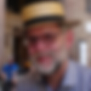 Corbu (58) aus Burghausen