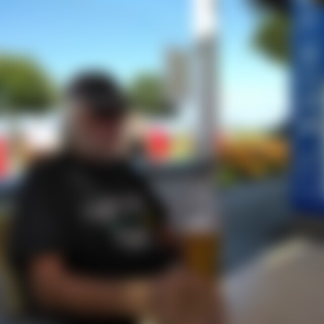 Hanne51 (75) aus Luckow
