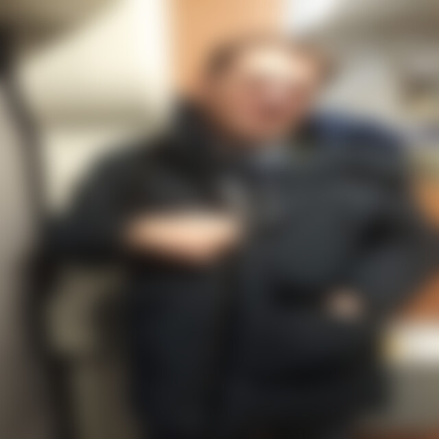 schuldenrobin (46) aus Duisburg