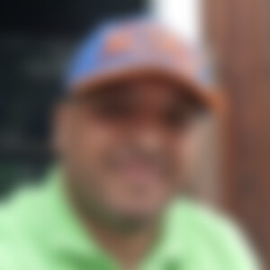 Laafou8888younes (47) aus Genive