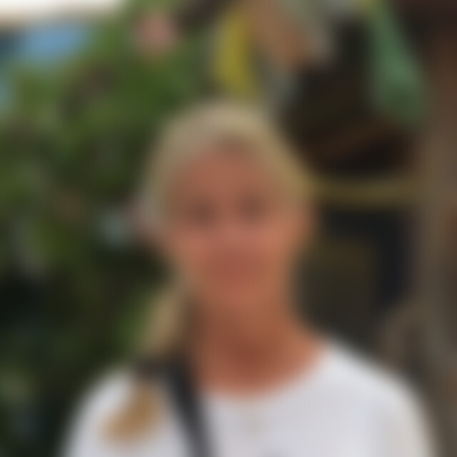 sister (58) aus Düsseldorf