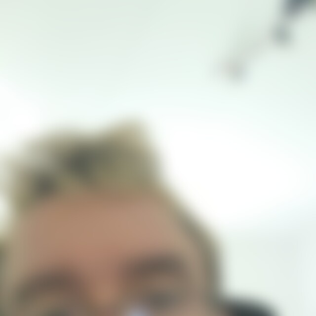 Dustin20 (25) aus Bremen