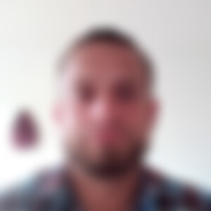 Tilorios (36) aus Remscheid