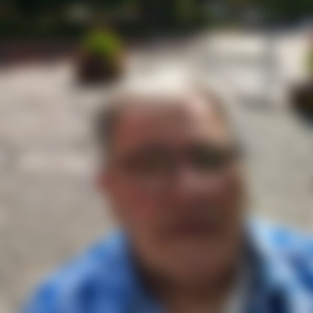 Rotalix (76) aus Ahrensburg