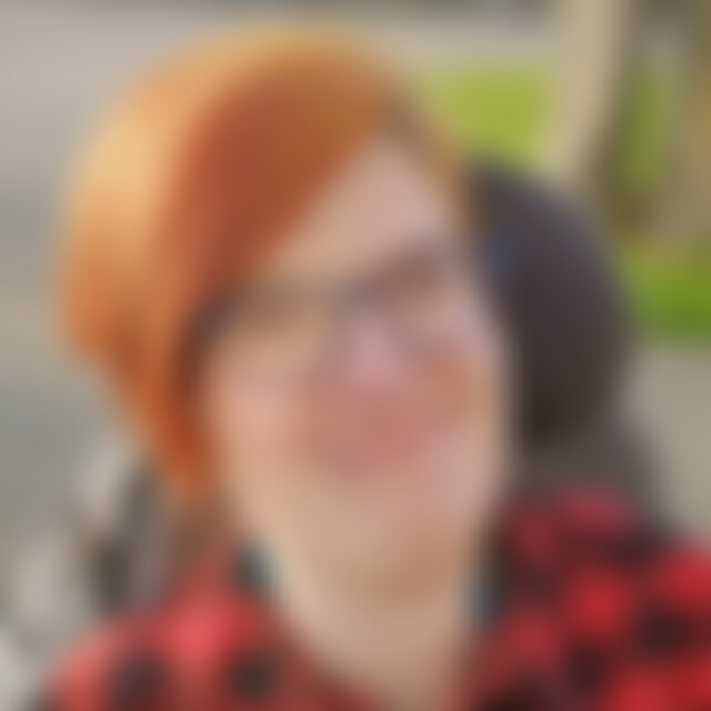 zuckerpuppeh (31) aus Ulm