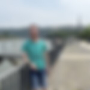 Maschine (33) aus Bielefeld