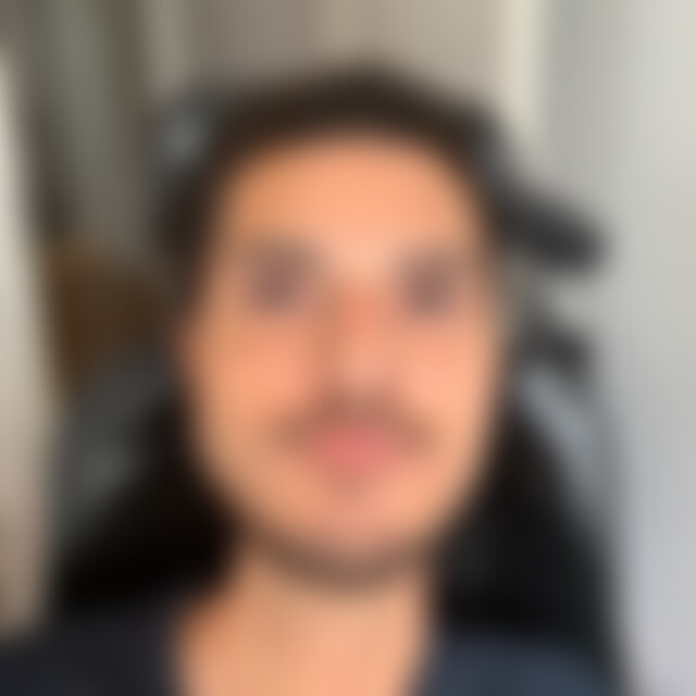 NimaA (32) aus Köln