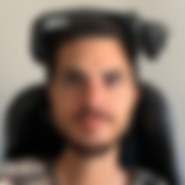 NimaA (32) aus Köln