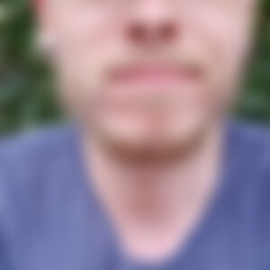 Simong94 (31) aus Duisburg