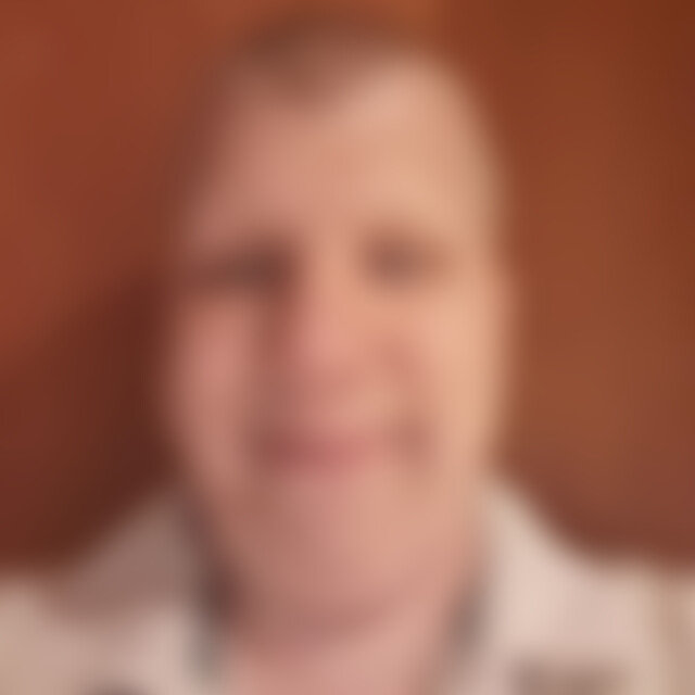 Julian24 (28) aus Völklingen