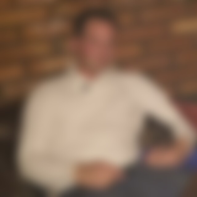 Lukasere (35) aus Bielefeld