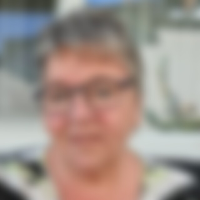 Meriva63 (68) aus Moers