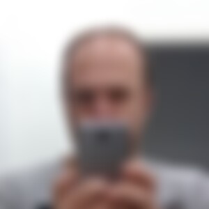 Neos (44) aus Lüdenscheid