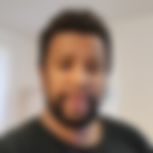 Azziz (46) aus Kassel