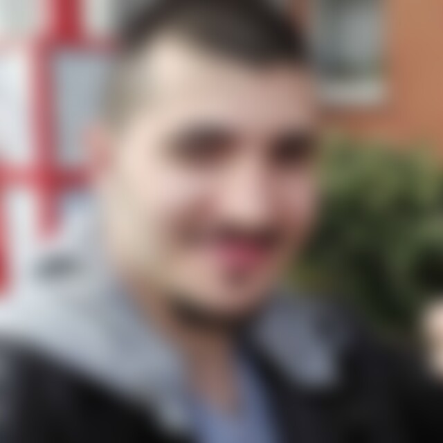 Tugay (29) aus Hamburg