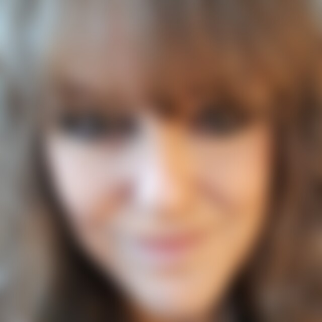 Merle (64) aus München