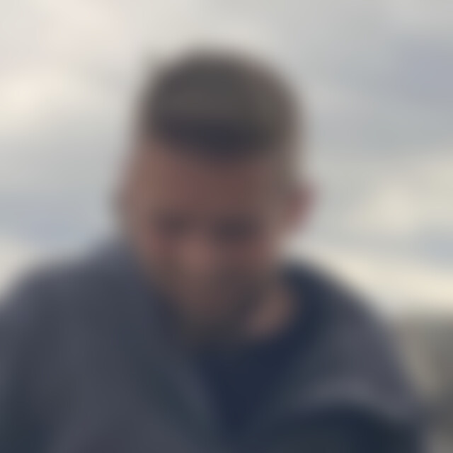 Fandert (34) aus Meiningen