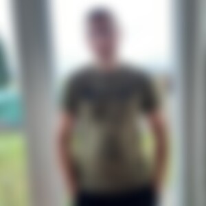 DominikF (32) aus Burgkirchen