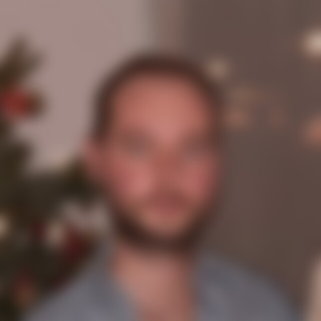 manuri (30) aus Köln