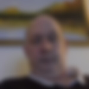 Einarm (55) aus Wiesbaden