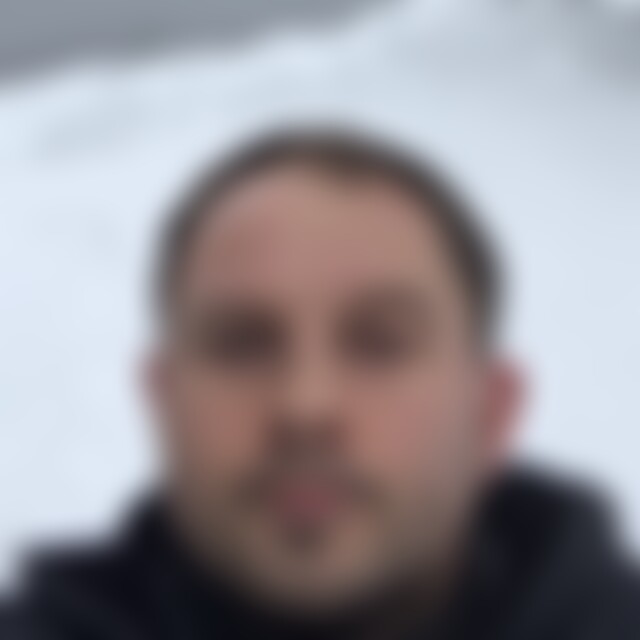 Anton87 (39) aus Freiburg im Breisgau