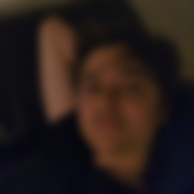 aeoeue (27) aus Wien