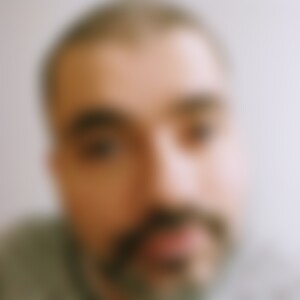Semih75 (50) aus Düsseldorf