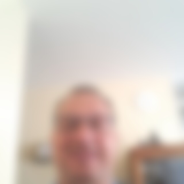 Weltbucher (56) aus Wiesbaden