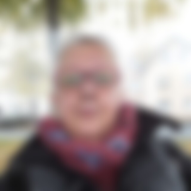 Fresien (64) aus Paderborn