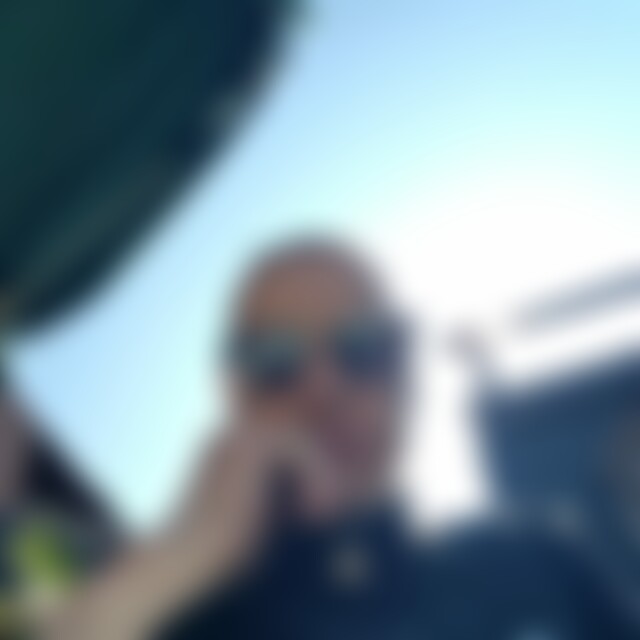 Silver (45) aus Bornheim