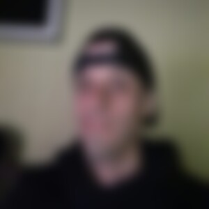 Chuck (41) aus nähe Hamburg