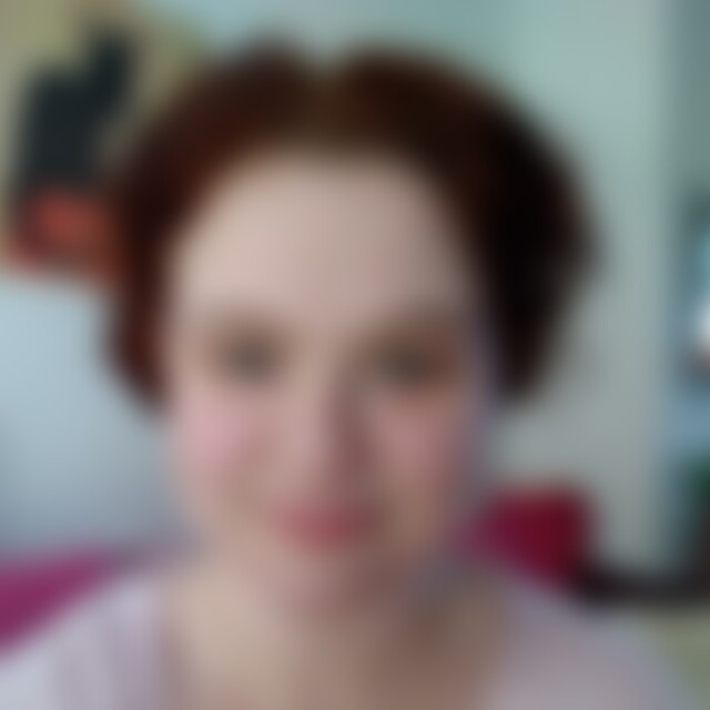 Aprilmaedchen (24) aus Nidderau