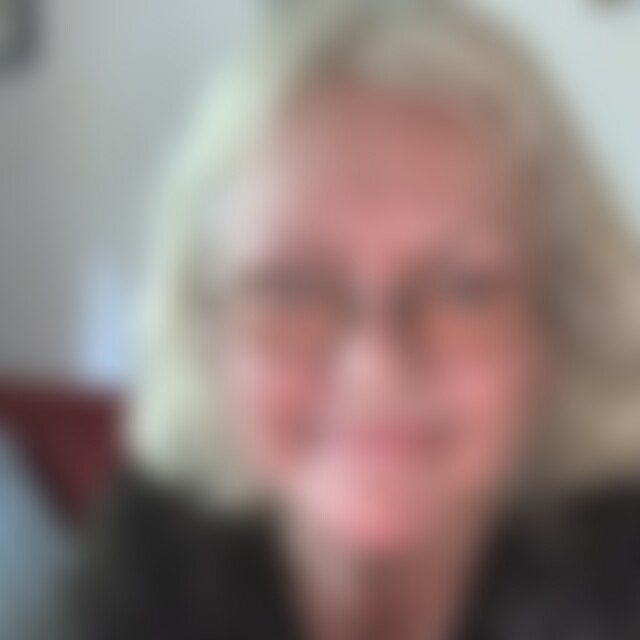 Ruth7 (76) aus Hamburg