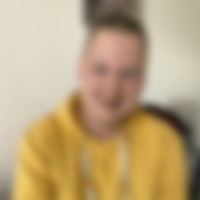 Julian94 (30) aus Bobingen