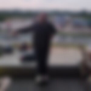 Roby87 (37) aus Rostock