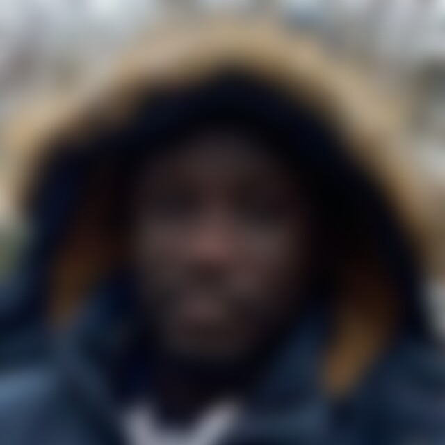 Awuah (34) aus Rösrath