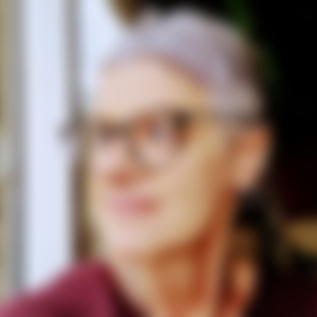 Demeterin (56) aus München