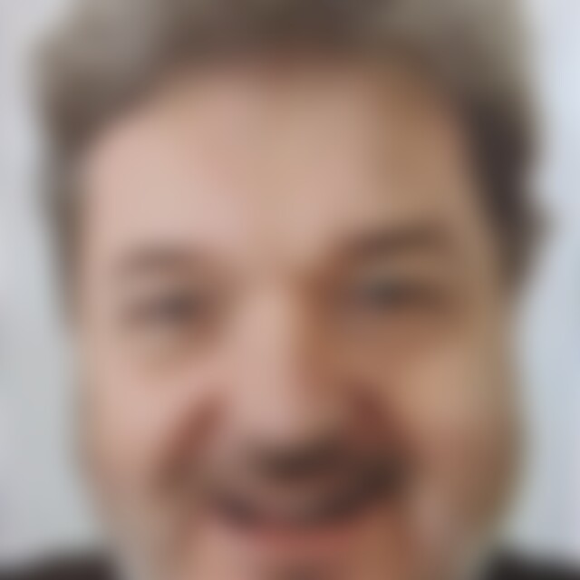 Lessentin (71) aus München