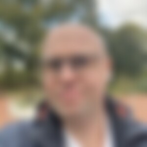 Nikoo (40) aus NRW