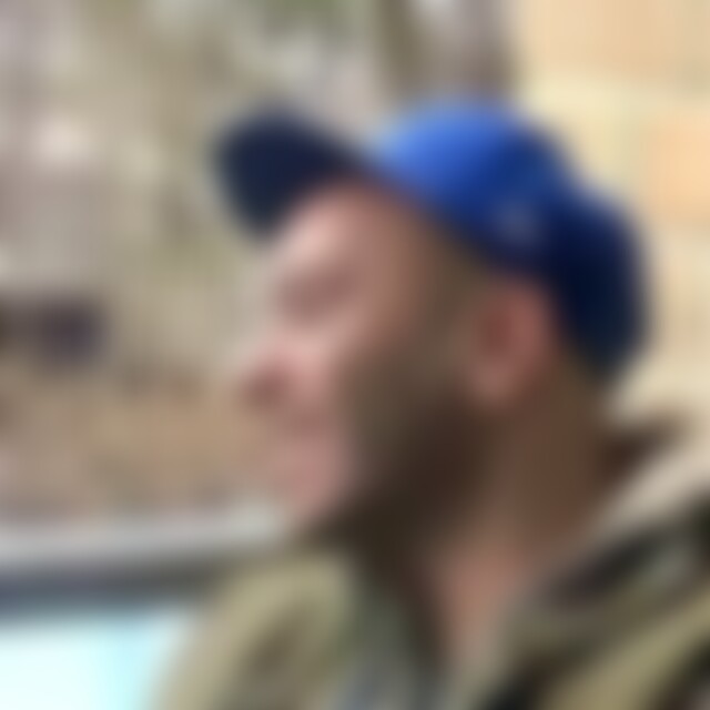 Nabil0711 (43) aus Stuttgart