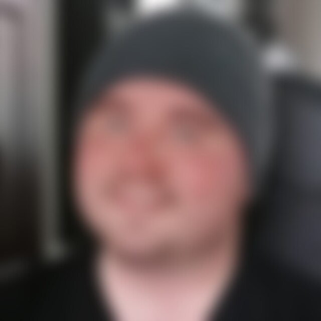 Sergej90 (34) aus Kierspe