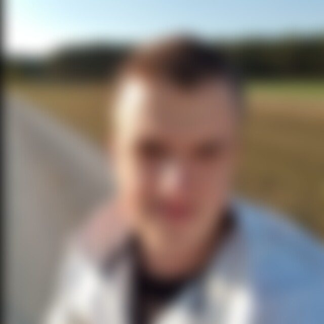 Eduard (27) aus Bechhofen