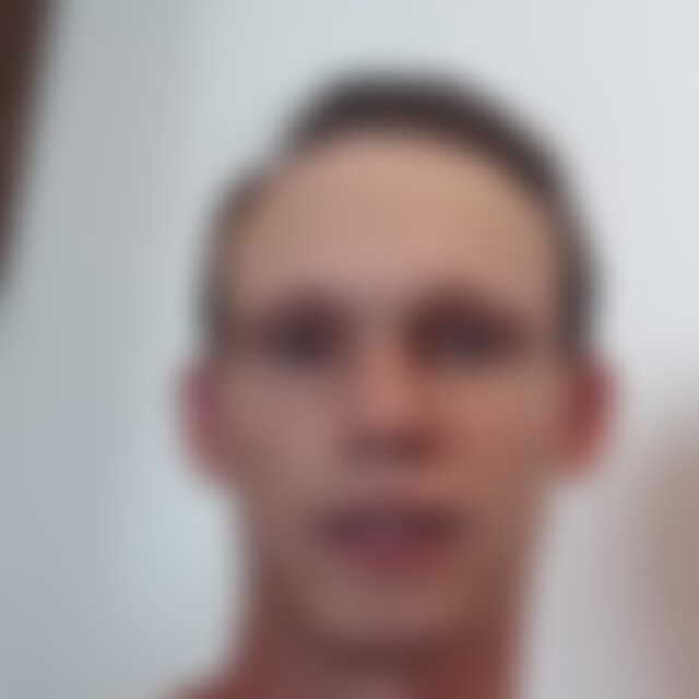 Desazaro (38) aus Tübingen