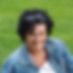 Loveless (64) aus Coburg