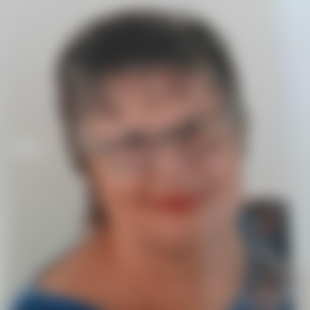 Rina (66) aus Saalfeld