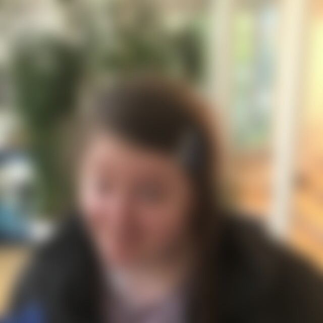 maderhummel (36) aus Wien