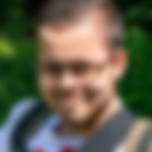 Vampir (24) aus Dillingen