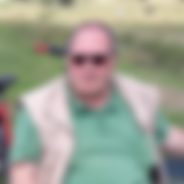 wenwei (61) aus Erlangen
