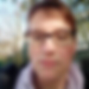 Sharine (47) aus Essen