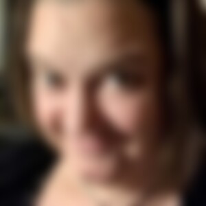Yvy (41) aus Weyhe